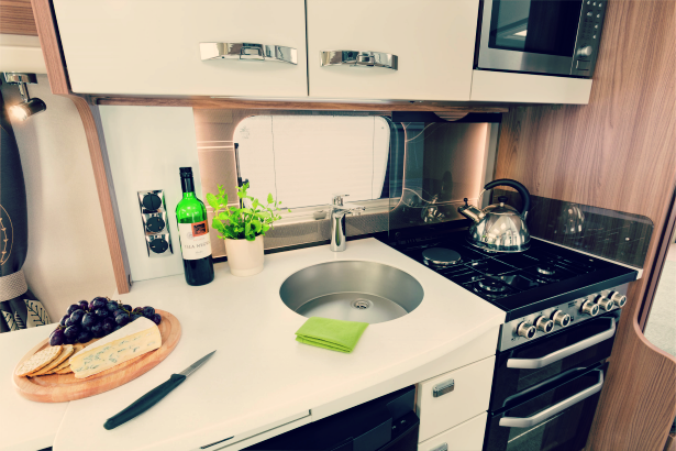 Swift Elegance 565 Review