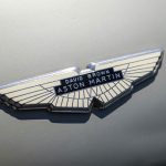 aston-db6-badge